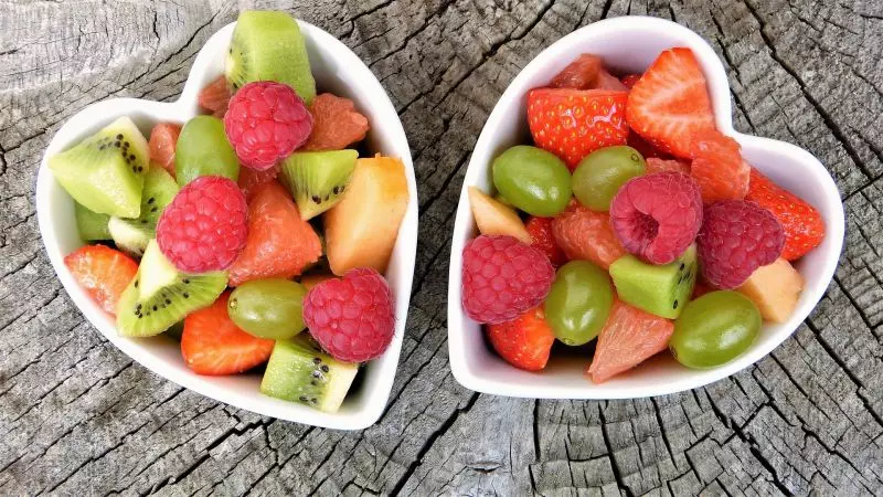 Jak przygotować sałatkę owocową?